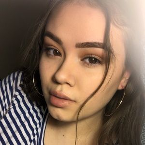 Meet your Posher, Jazmin